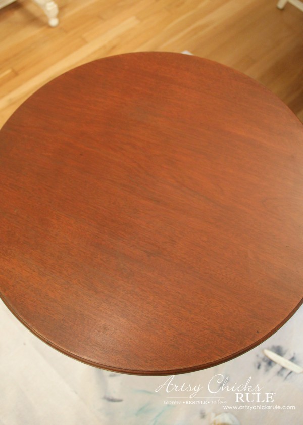 3 Different BLUES!! French Styled Side Table Makeover - artsychicksrule.com