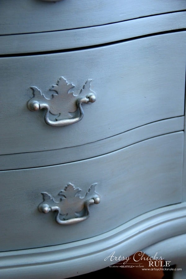 Secretary Desk Makeover (Chalk Paint® by Annie Sloan) - #duckeggblue - #MadeItMyOwn #sp #chalkpaint artsychicksrule.com