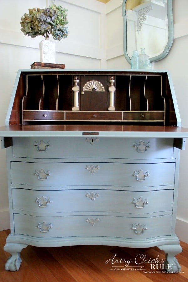 Secretary Desk Makeover (Chalk Paint® by Annie Sloan) - AFTER INSIDE with GOLD - ##duckeggblue #sp #chalkpaint artsychicksrule.com
