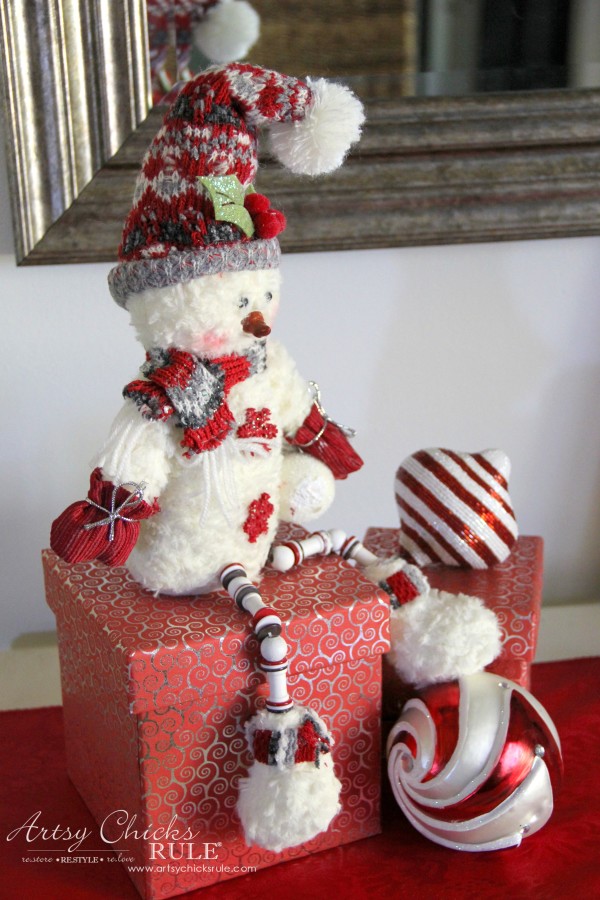 Holiday Decor Ideas with At Home (Pt 3 of 3) Hi Mr. Snowman - #AtHomeforChristmas #AtHomeFinds #ad