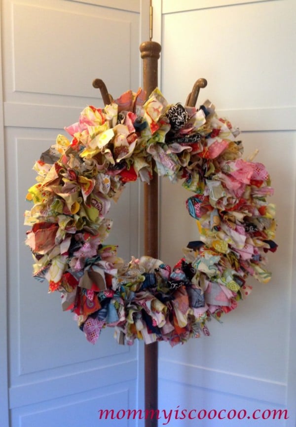 fabric-rag-wreath-Mommy is Coo Coo