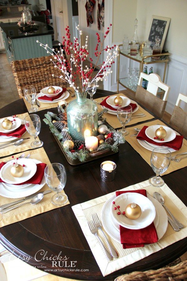 Christmas Home Tour 2015 - Christmas Table Setting - artsychicksrule.com #christmashometour