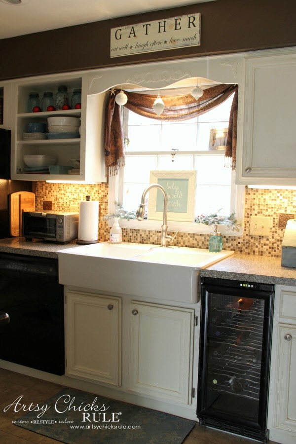 Christmas Home Tour 2015 - Farmhouse Sink Kitchen - artsychicksrule.com #christmashometour