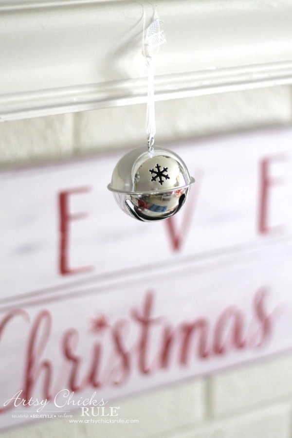 Christmas Home Tour 2015 - Jingle Bell and DIY BELIEVE Sign - artsychicksrule.com #christmashometour