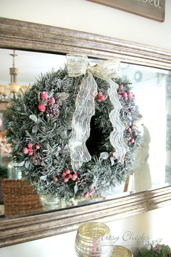 DIY Flocked Tree, Wreaths Thrifty Holiday Decor! Flocked Wreath 