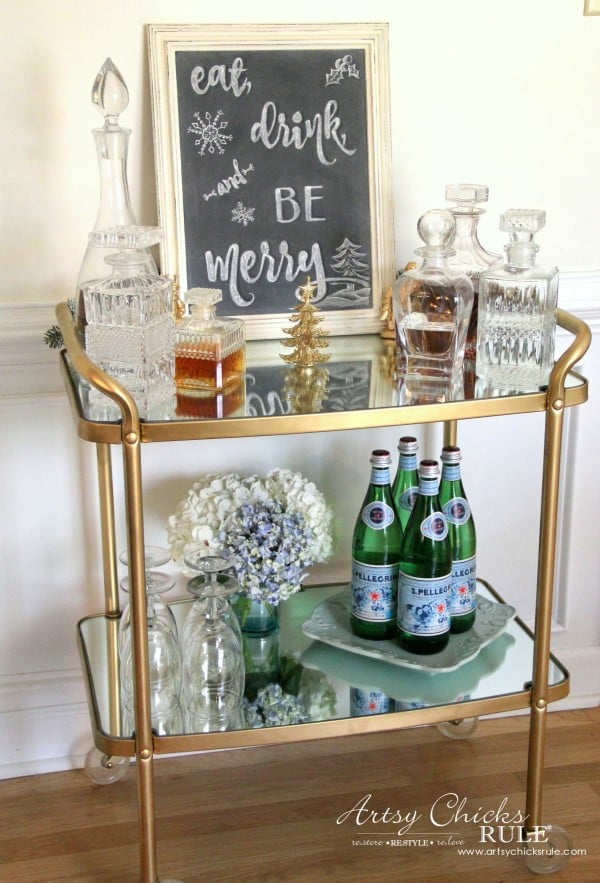 Eat, Drink and BE Merry Chalk Art - Bev Cart Decor -#artsychicksrule #freeprintable #eatdrinkbemerry