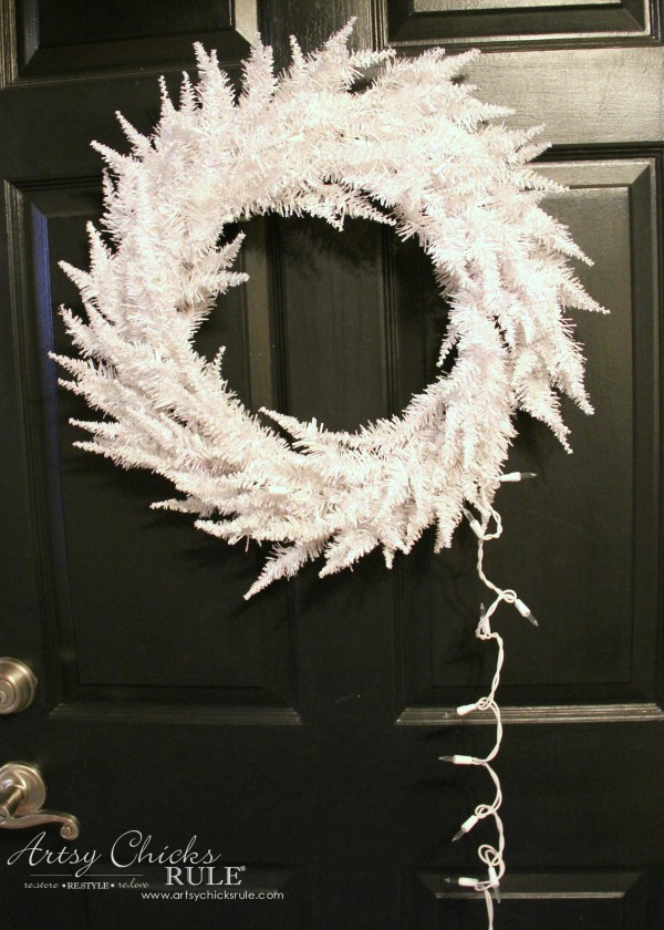 Red and White Christmas Wreath - thrifty find made over - BEFORE - artsychicksrule.com #redandwhitewreath