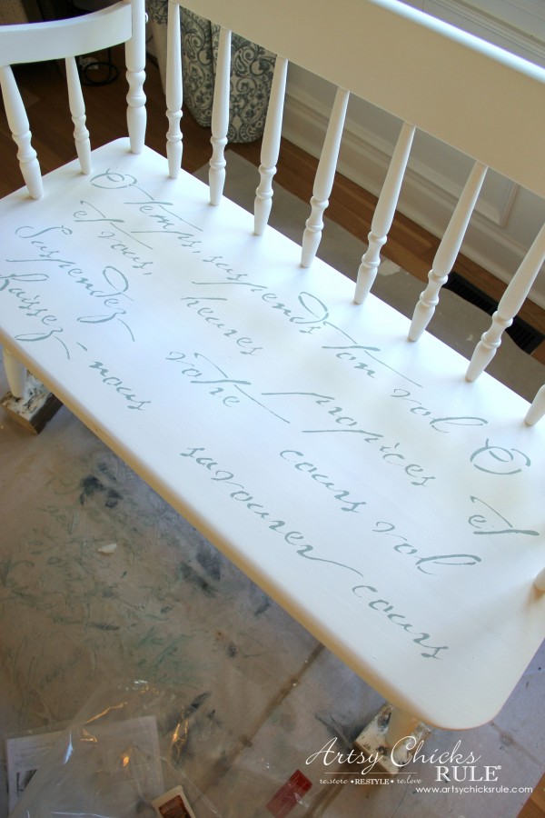 French Poem White Bench Makeover - stenciled - #frenchfurniture #whitebench #makeover artsychicksrule