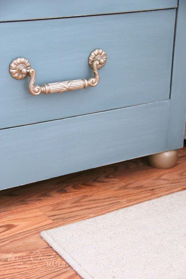 Coastal Turquoise Night Stands Makeover with Chalk Paint - ADDED BALL FEET - artsychicksrule