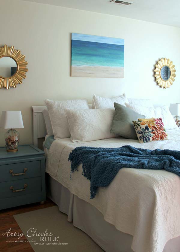 DIY Beach Painting - coastal bedroom and mostly DIY - artsychicksrule.com #diypainting #diyabstractpainting #diybeachpainting