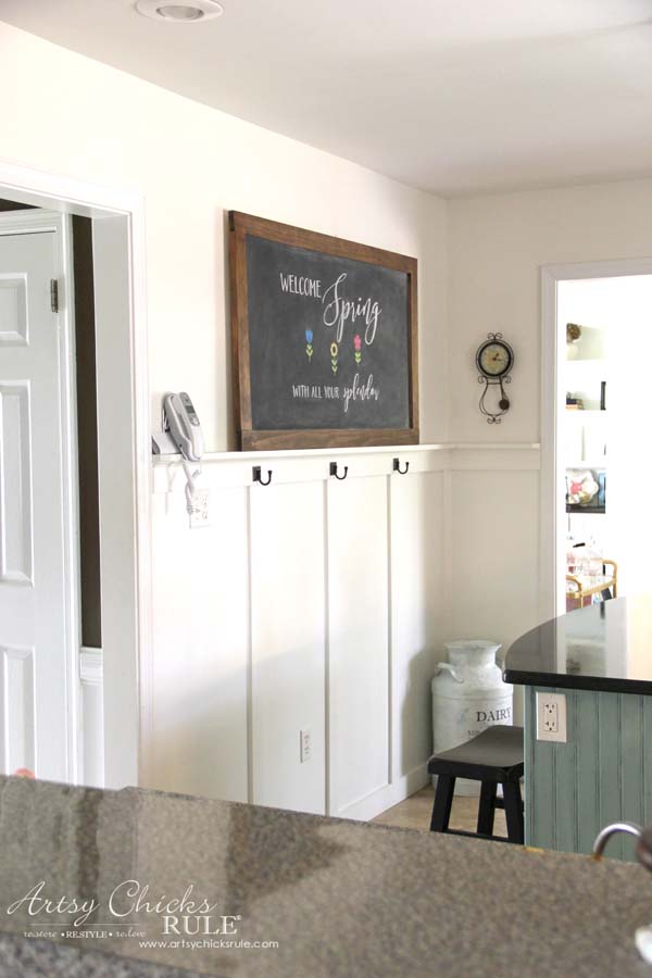 Farm Kitchen Chalkboard Painted Wall - 700 N COTTAGE