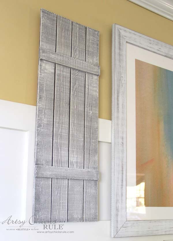 DIY Coastal Farmhouse Shutters - SO EASY - artsyhchicksrule #coastalshutters #farmhouseshutters