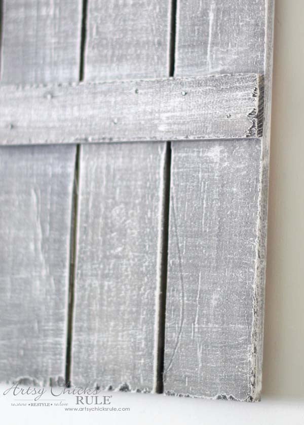 DIY Coastal Farmhouse Shutters - UP CLOSE - artsyhchicksrule #coastalshutters #farmhouseshutters