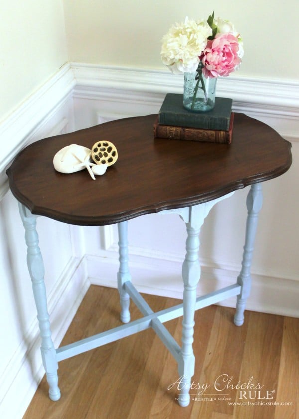 Side Table Makeover - Amy Howard Paint & Dust of Ages - AWESOME PAINT -artsychicksrule #dustofages #amyhowardpaint 1