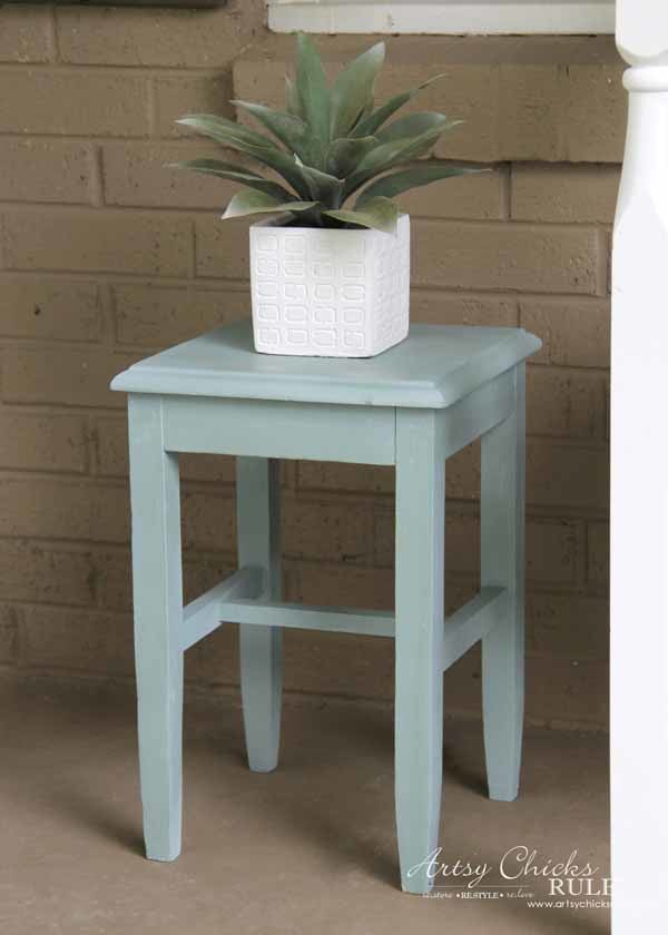 Thrifty Porch Decor - Thrifty Table in Duck Egg Blue - artsychicksrule.com #frontporchdecor