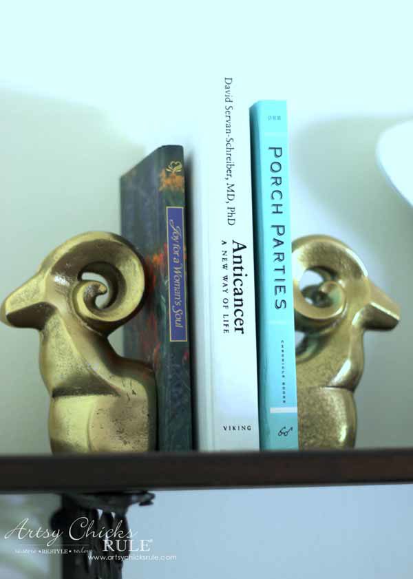 DIY Dining Room Wall Shelves - GOLD DECOR - artsychicksrule.com #wallshelves