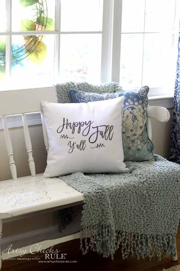 DIY Fall Pillows and Free Printables - Happy Fall Y'all pillow - artsychicksrule.com #freeprintables #fallpillow #fallsayings #happyfallyall