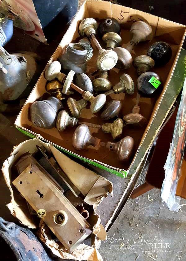 GMC & The World's Longest Yardsale - old knobs - artsychicksrule #worldslongestyardsale #gmc