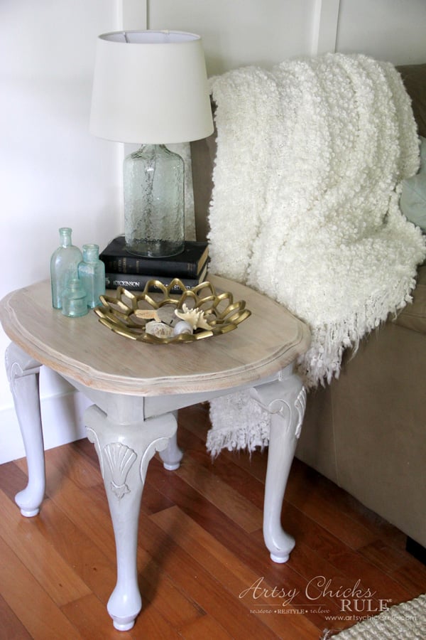 Coastal Styled Table with General Finishes Chalk Style Paint - COASTAL DECOR - artsychicksrule.com #chalkstylepaint #generalfinishes