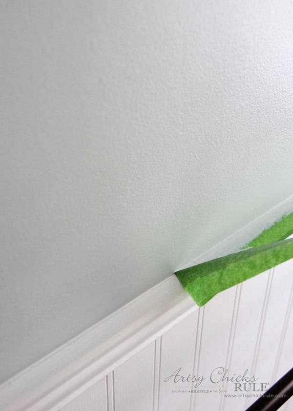 Tips for Painting Your Walls - removing Frogtape - #artsychicksrule #frogtape #ad