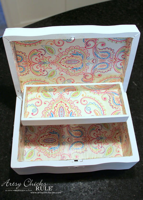 Jewelry Box Repurposed into Writing Box - paper lined - artsychicksrule.com #writingbox #silhouette #jewelryboxrepurposed