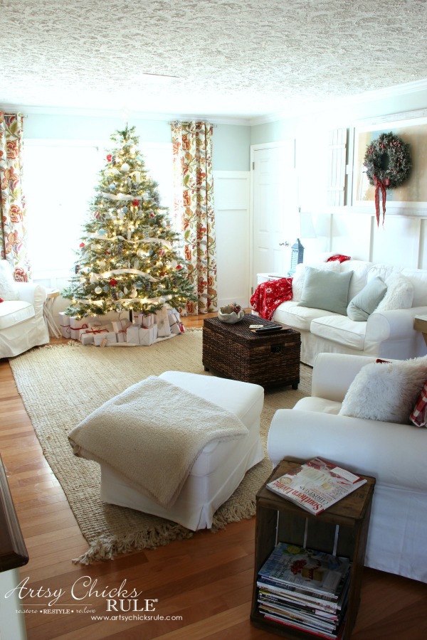 Coastal Christmas Home Tour 2016 artsychicksrule.com