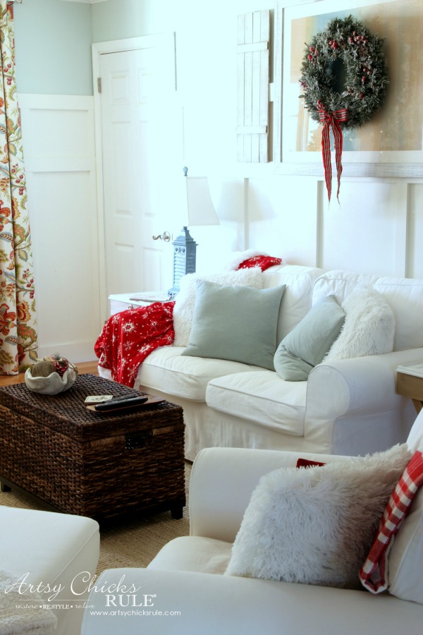 Coastal Christmas Home Tour 2016 artsychicksrule.com