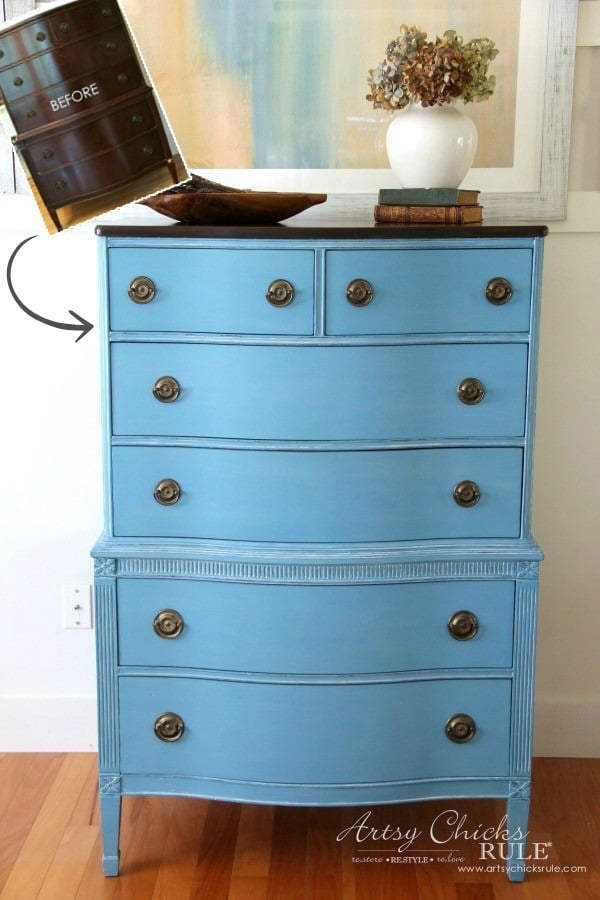 Giverny Chalk Paint! LOVE this color!! Chest Makeover with White Wax - artsychicksrule.com #giverny #chalkpaint #chalkpaintfurniture #furnituremakeover