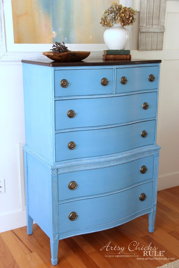 Giverny Chalk Paint Chest Makeover with White Wax - artsychicksrule.com #giverny #chalkpaint #chalkpaintfurniture #furnituremakeover