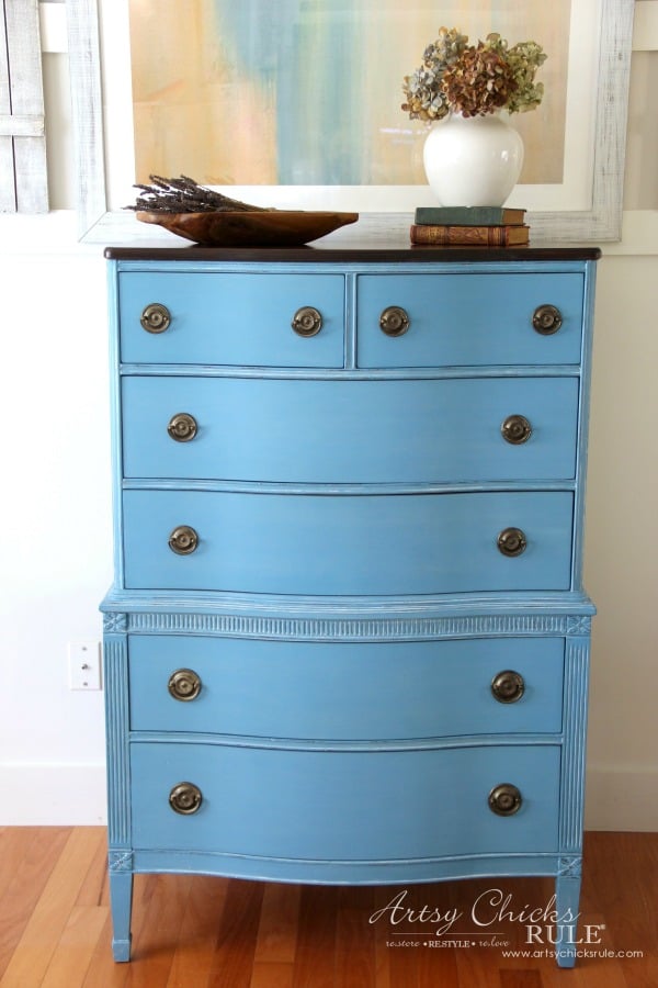 Giverny Chalk Paint Chest Makeover with White Wax - artsychicksrule.com #giverny #chalkpaint #chalkpaintfurniture #furnituremakeover