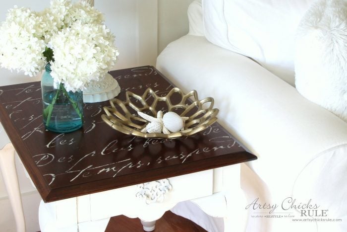 $5 Thrifty French Script Table Makeover! This look was so EASY to achieve! #frenchscript #frenchcountry artsychicksrule.com