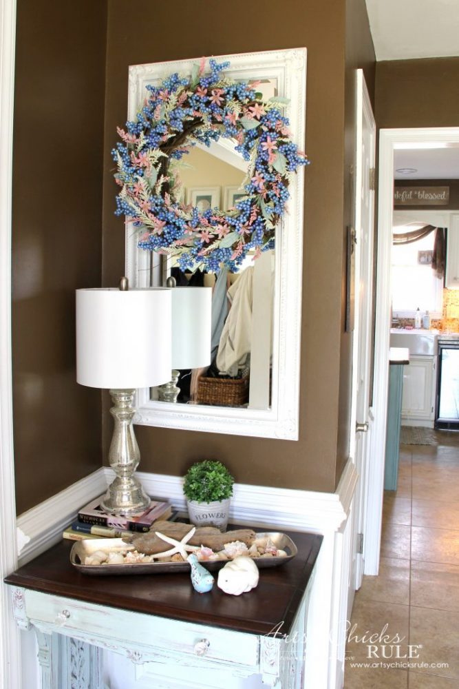 Simple & EASY Spring Wreath! #springwreath #easyspringwreath #diyspringwreath artsychicksrule.com