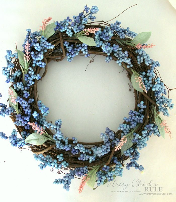 Simple & EASY Spring Wreath! #springwreath #easyspringwreath #diyspringwreath artsychicksrule.com