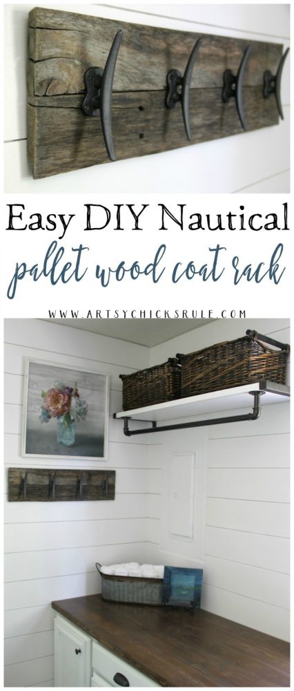 DIY  Farmhouse Pallet Wood Hook Rack for Towels, Clothes, & Bags