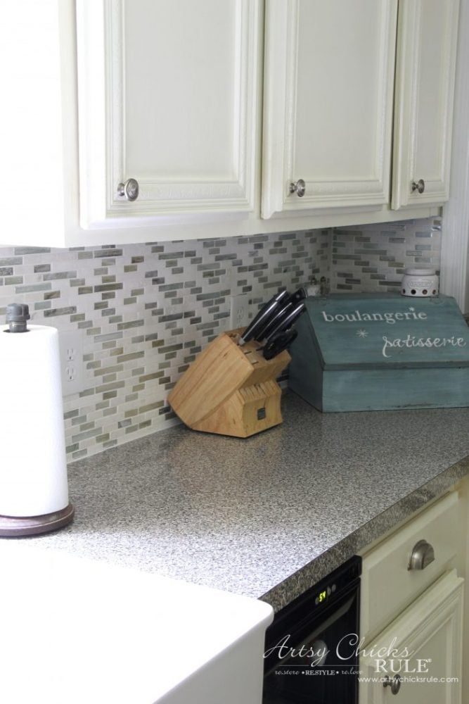 Coastal Inspired DIY Tile Backsplash Tutorial artsychicksrule.com