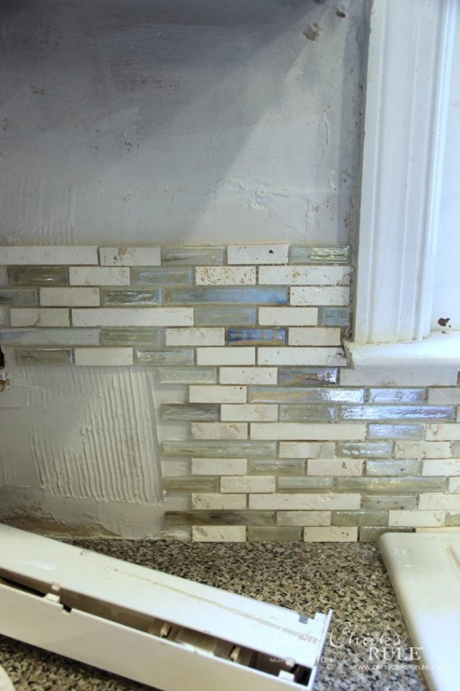 Coastal Inspired DIY Tile Backsplash Tutorial artsychicksrule.com