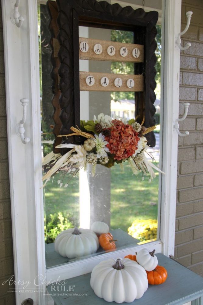 Fall in the Foyer and a SIMPLE Fall Craft!! artsychicksrule.com