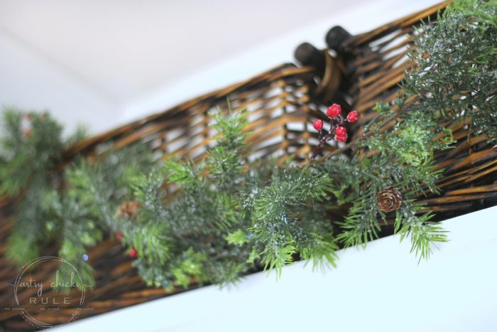 A festive Christmas laundry room!! Lots of coastal touches too! artsychicksrule.com #coastalChristmas #Christmasdecor #Christmaslaundry #laundryroom #holidaydecor #holidayideas