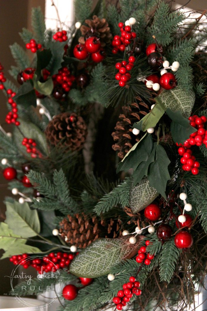 A Festive Christmas Home Tour - Part 1 artsychicksrule.com #festivedecor #holidaydecor #Christmasdecor #holidaydecoratingideas #Christmasdecorideas