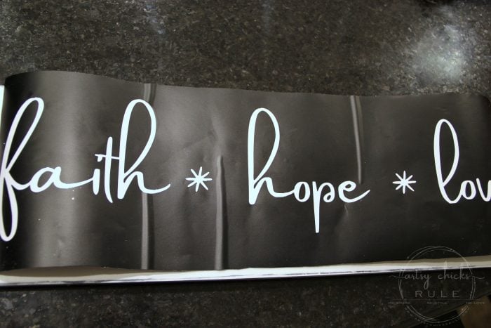 DIY "Faith Hope Love Sign" and FREE Printable!! artsychicksrule.com #freeprintable #diysign #faithhopelove #freegraphic #freedownload #lovesign