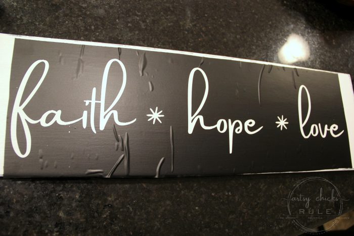 DIY "Faith Hope Love Sign" and FREE Printable!! artsychicksrule.com #freeprintable #diysign #faithhopelove #freegraphic #freedownload #lovesign