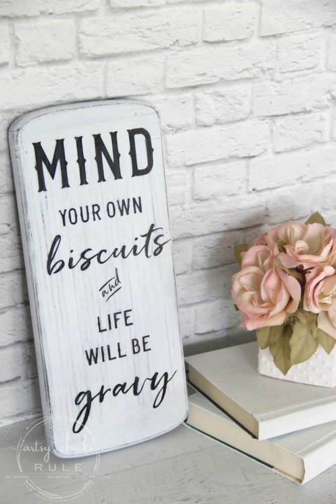 DIY Funny Kitchen Sign & FREE Printable! artsychicksrule.com #freeprintable #funnykitchensign #funnysayings #diysign #silhouettecameo #cutesayings #mindyourownbiscuits #sillysigns