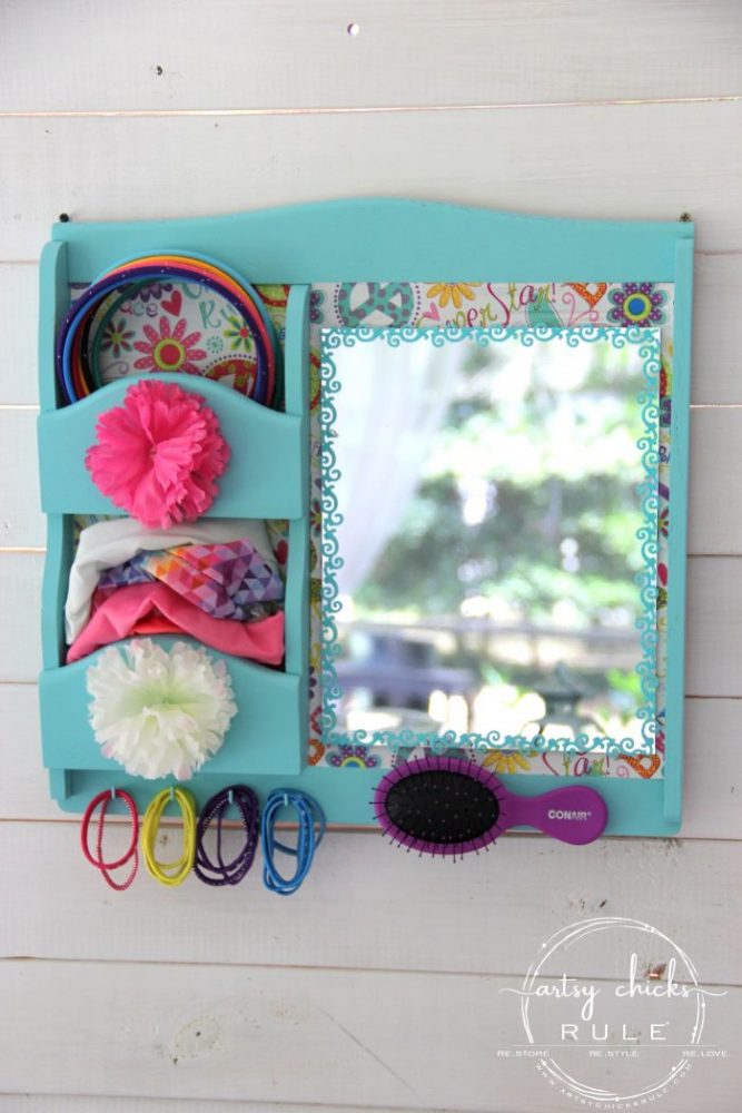 Keys, Note & Mail Holder REPURPOSED!! Simple and thrifty makeover! #mailholderrepurposed #mailsorterrepurposed #mailorganizer #repurposedprojects #girlsprojects #colorfulprojects #girlsroomdecor artsychicksrule.com