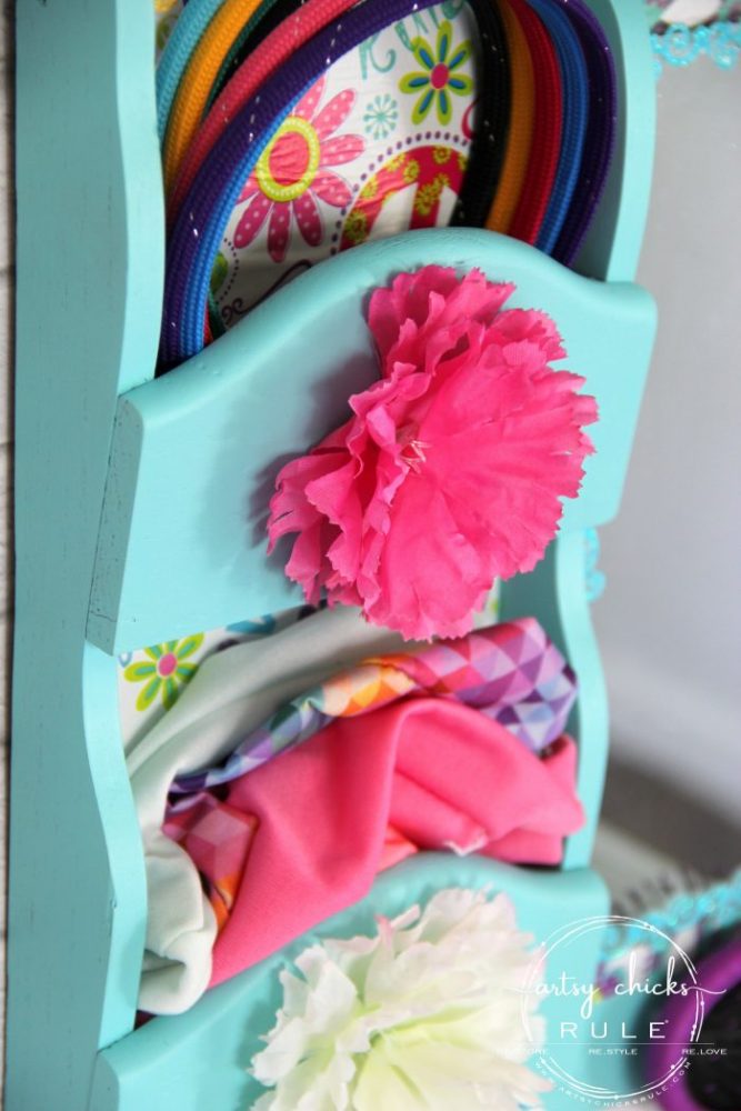 Keys, Note & Mail Holder REPURPOSED!! Simple and thrifty makeover! #mailholderrepurposed #mailsorterrepurposed #mailorganizer #repurposedprojects #girlsprojects #colorfulprojects #girlsroomdecor artsychicksrule.com