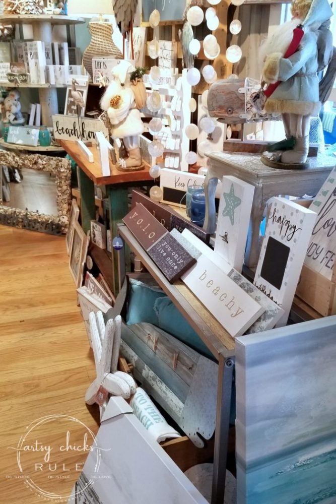 Outer Banks Places To Eat (and shop!) The Cottage Shop Nags Head - artsychicksrule.com #outerbanks #outerbankseats #outerbanksshopping #beachdecor #coastalstyle #traveldestinations #travelideas #obx #beachtrips #coastaldestinations