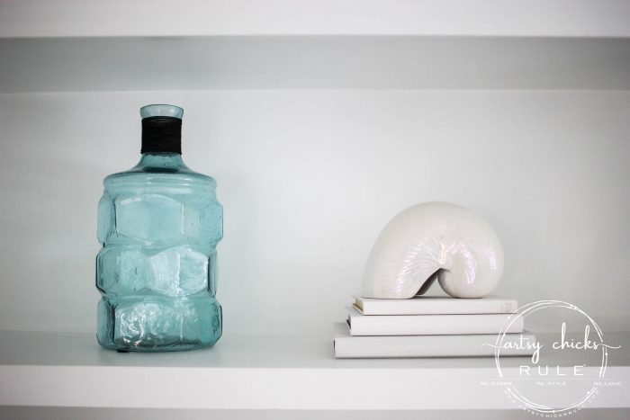 How To Style Shelves (SIMPLE decorating tips anyone can follow!!!!) artsychicksrule.com #stylingshelves #howtodecorateshelves #decoratingshelves #shelfstyle #shelfdecor #bookcasedecor