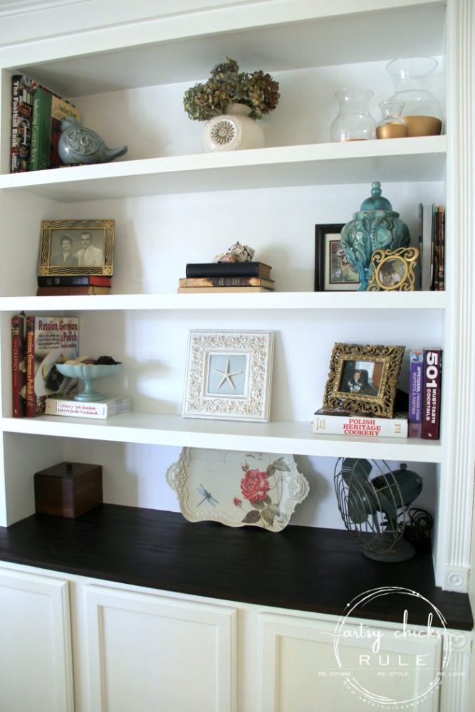 How To Style Shelves (SIMPLE decorating tips anyone can follow!!!!) artsychicksrule.com #stylingshelves #howtodecorateshelves #decoratingshelves #shelfstyle #shelfdecor #bookcasedecor