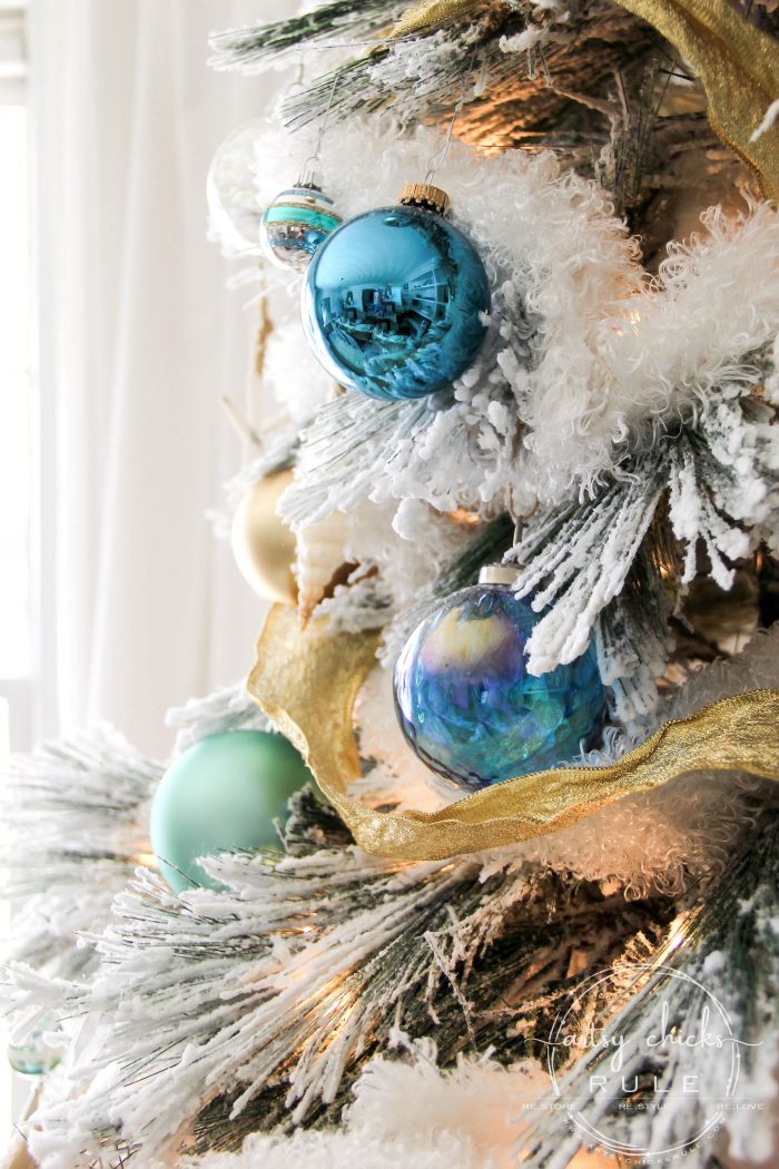 Blue and Gold Christmas Tree (and dining room decor!)
