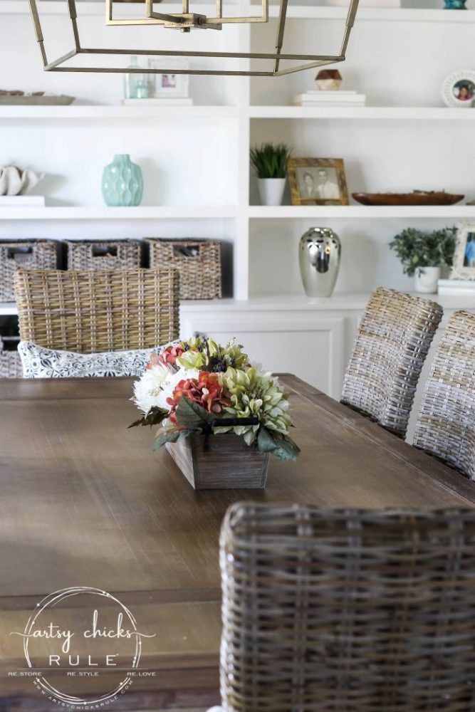 Coastal Dining Room REVEAL!!! - artsychicksrule.com #coastaldecor #coastalstyle #coastaldiningroom #golddecor 