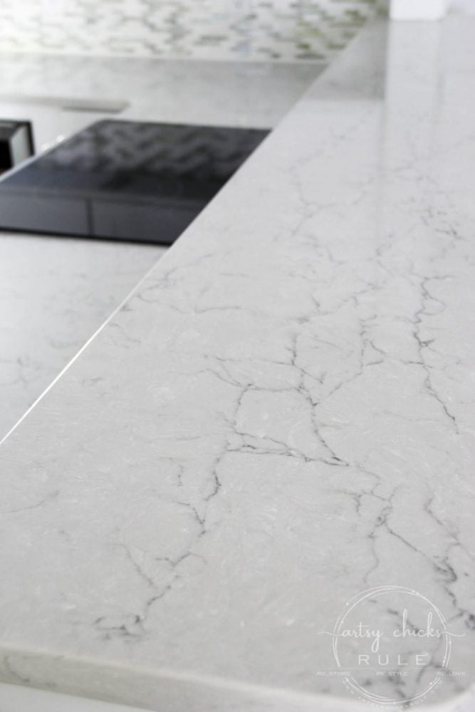 Wilsonart Quartz Coastal - artsychicksrule.com #wilsonartquartz #coastalquartz #quartzcountertops #whitecountertopideas #quartzcountertopideas